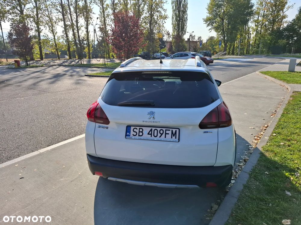 Peugeot 2008 - 4