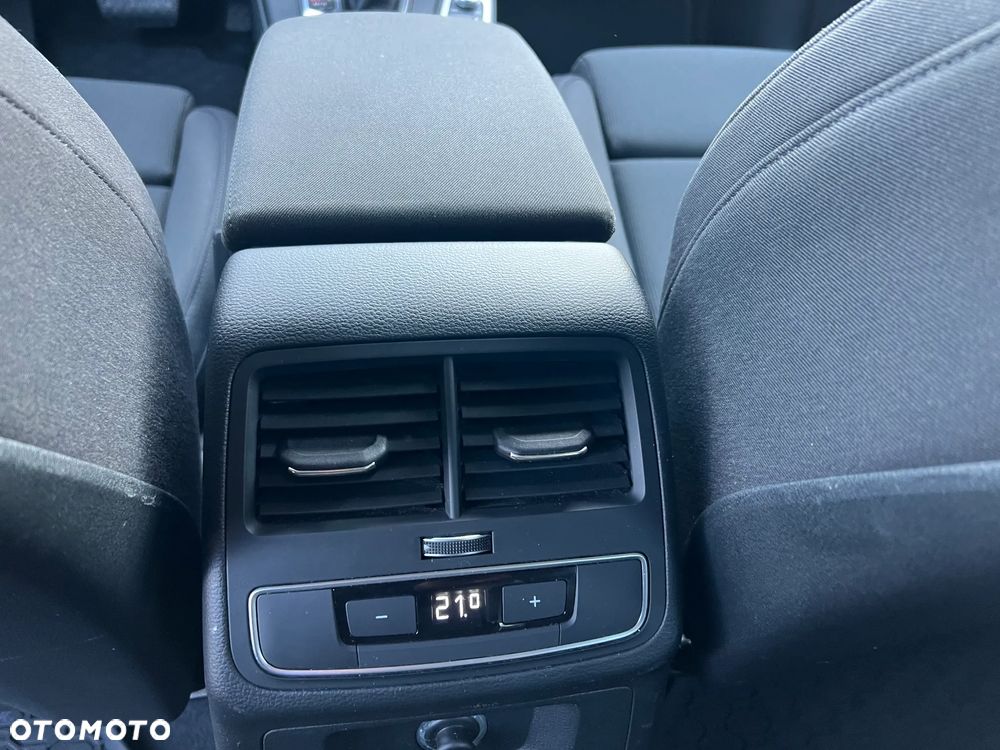 Audi A4 Avant 35 TDI S tronic design - 23