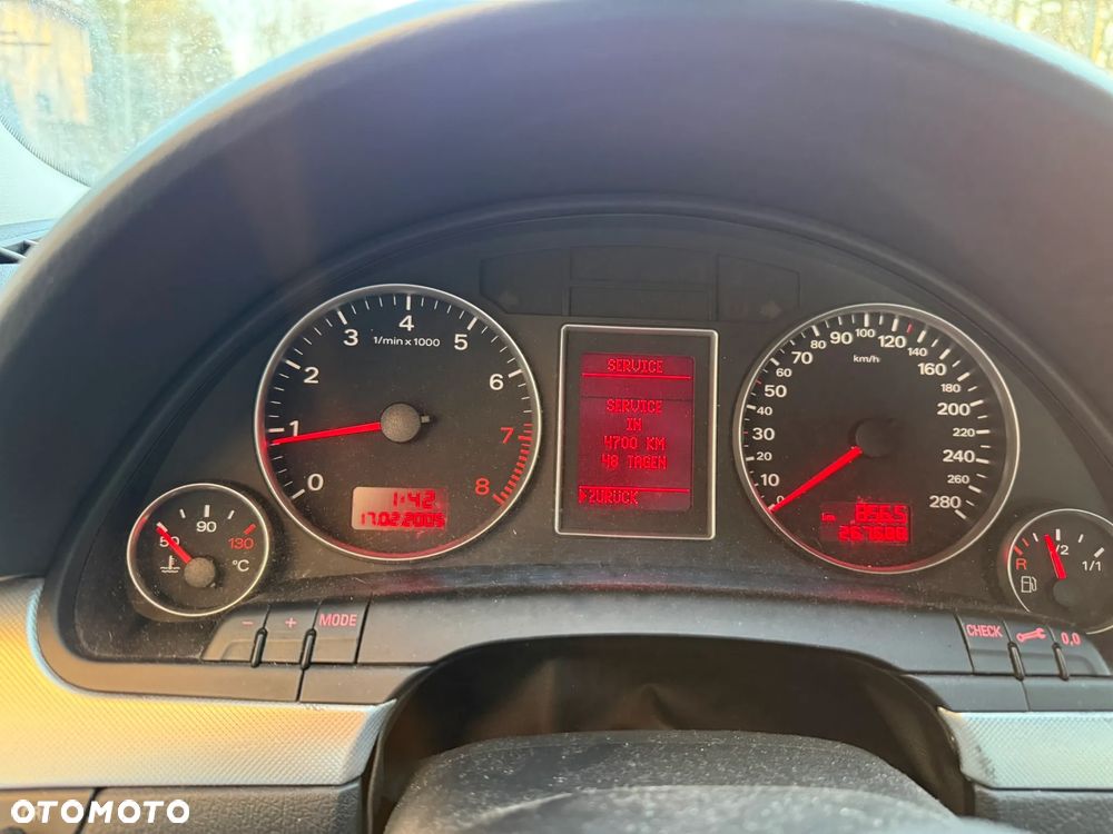 Audi A4 Avant 1.8T Quattro - 5