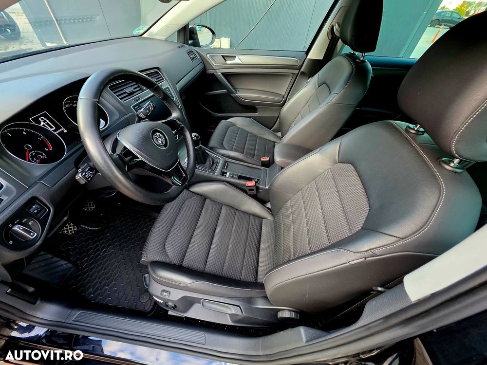 Volkswagen Golf 1.6 TDI BMT Highline - 9