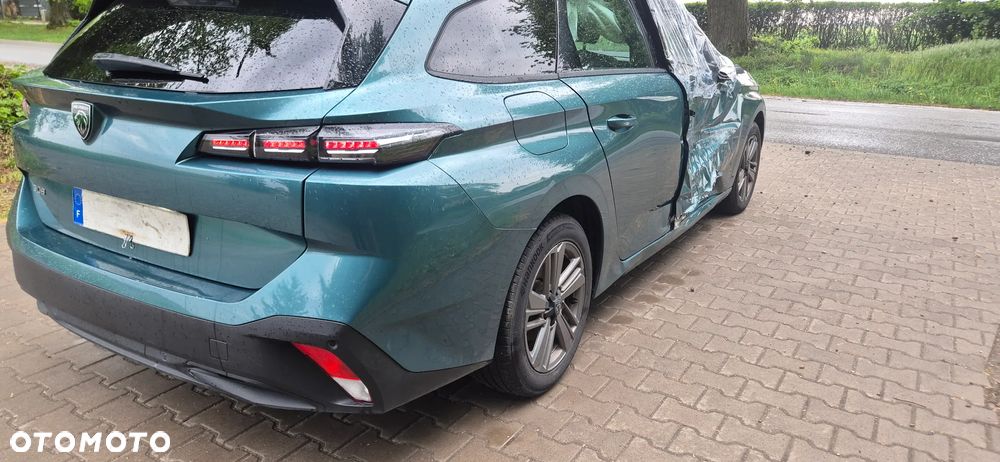 Peugeot 308 1.2 PureTech Allure S&S EAT8 - 13