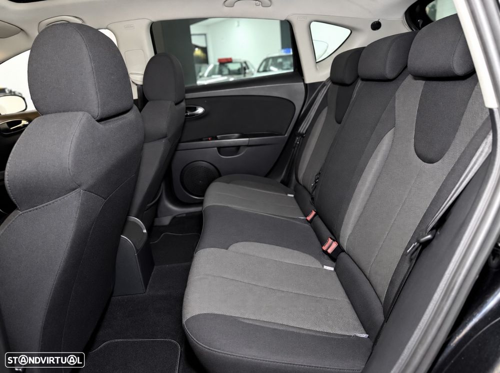 SEAT Leon 2.0 TDI FR - 12