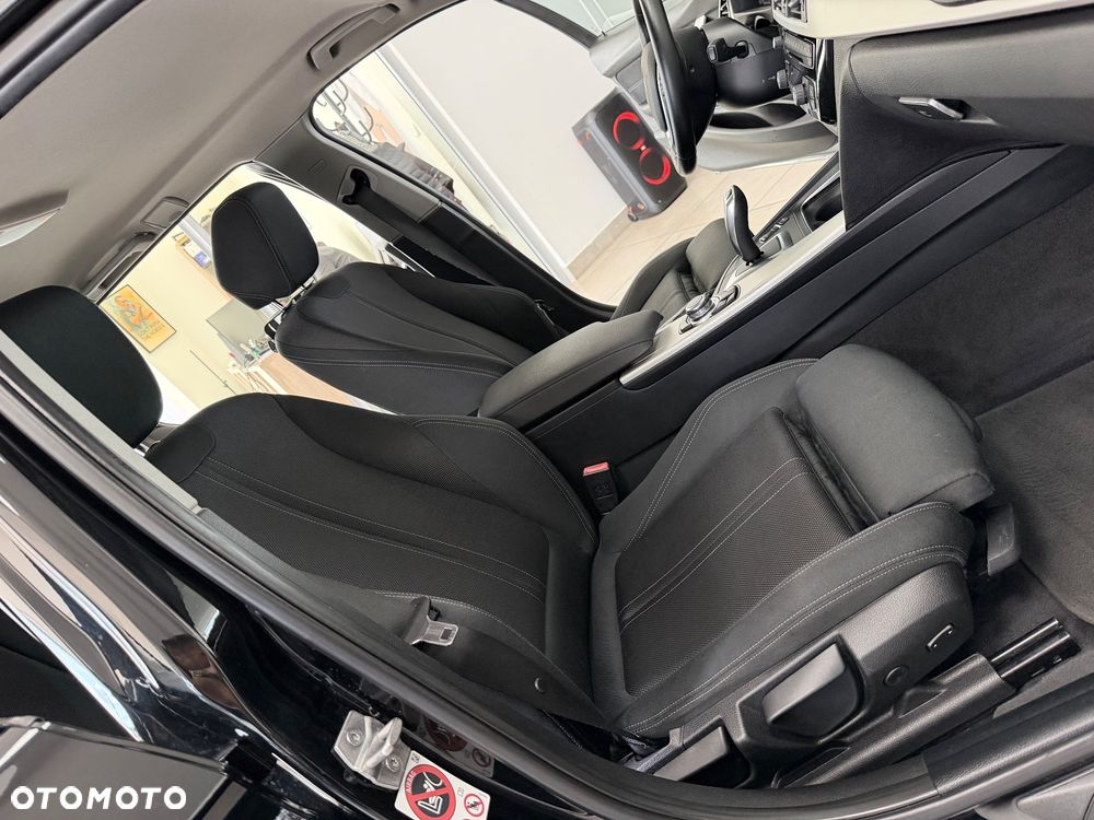 BMW Seria 3 320d Edition M Sport Shadow - 30
