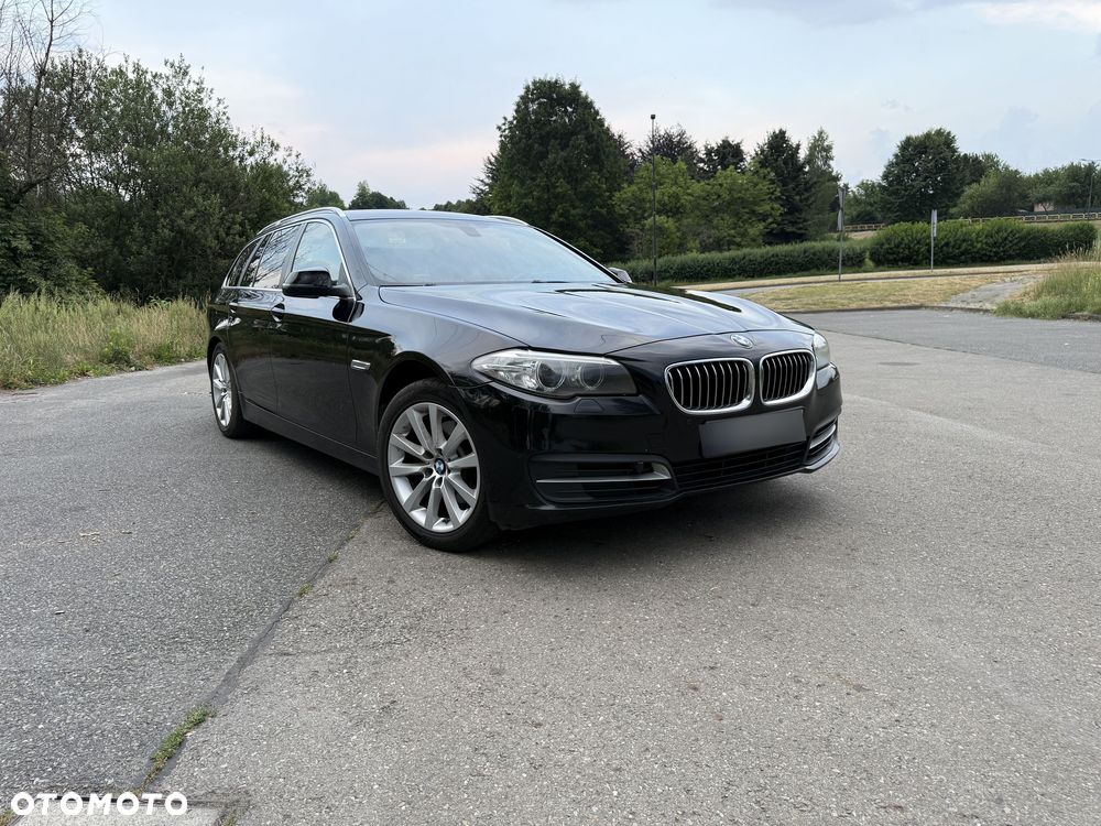 BMW Seria 5 520d xDrive - 1