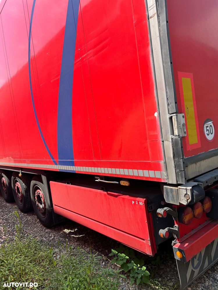 Schmitz Cargobull SKO 24 - 7
