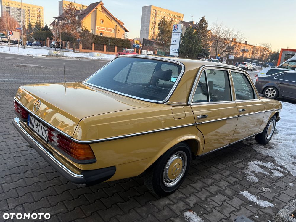 Mercedes-Benz W123 - 7
