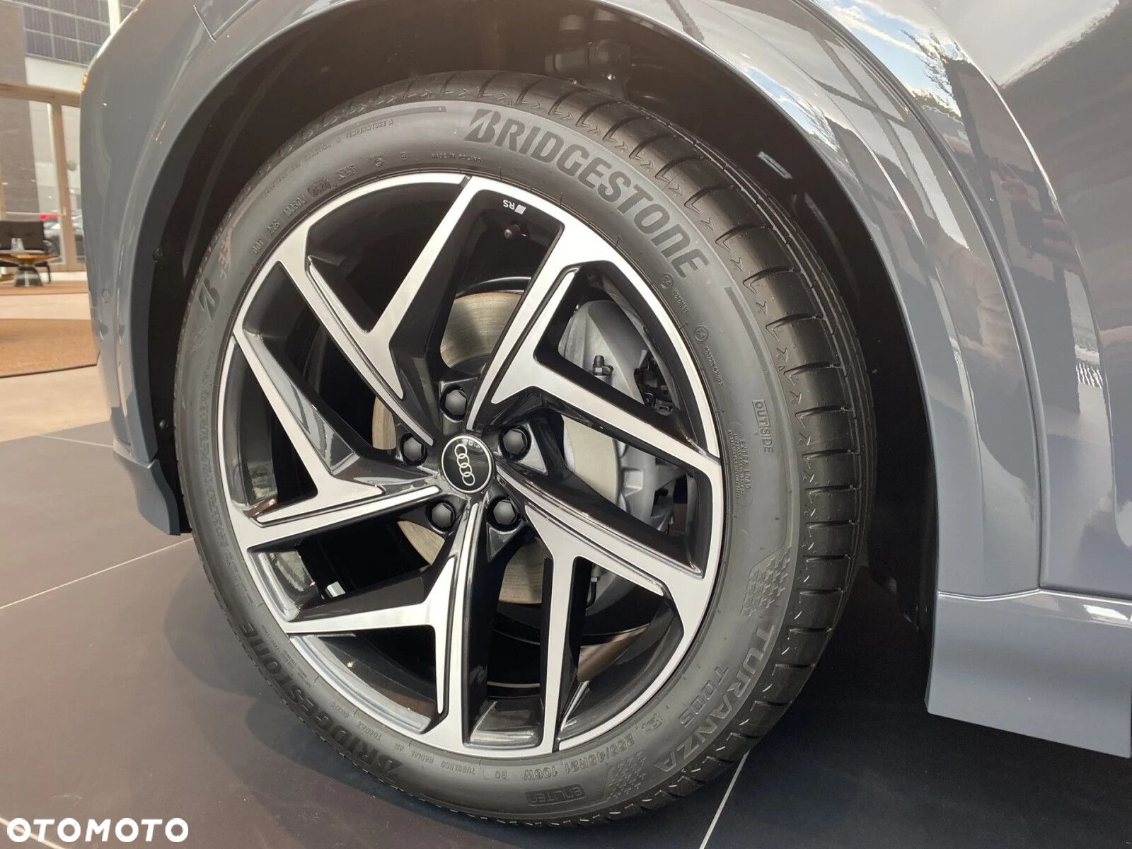 Audi Q6 e-tron - 16