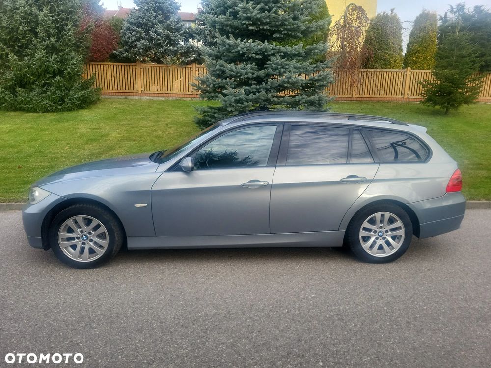 BMW Seria 3 - 10