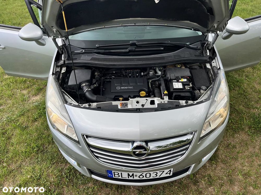 Opel Meriva - 11
