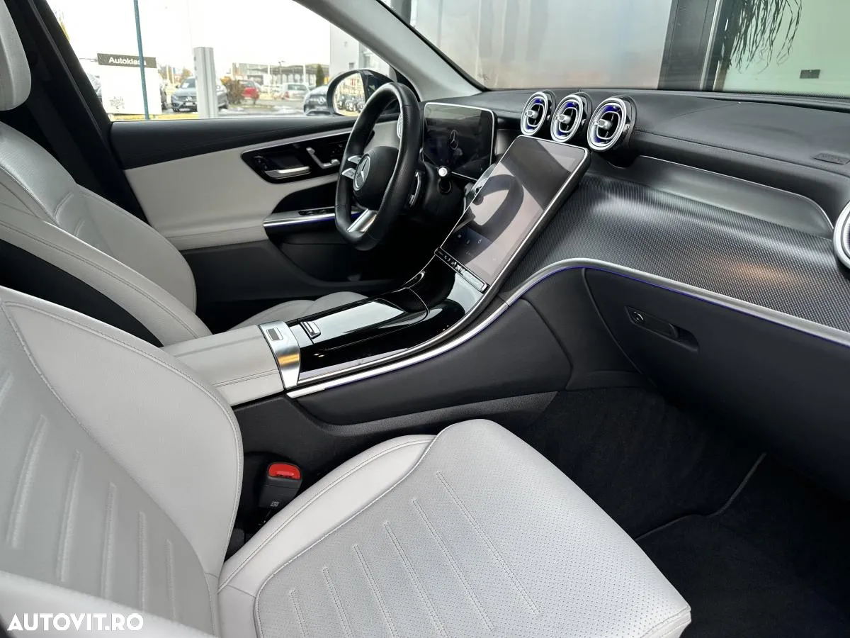 Mercedes-Benz GLC 300 e 4MATIC - 13