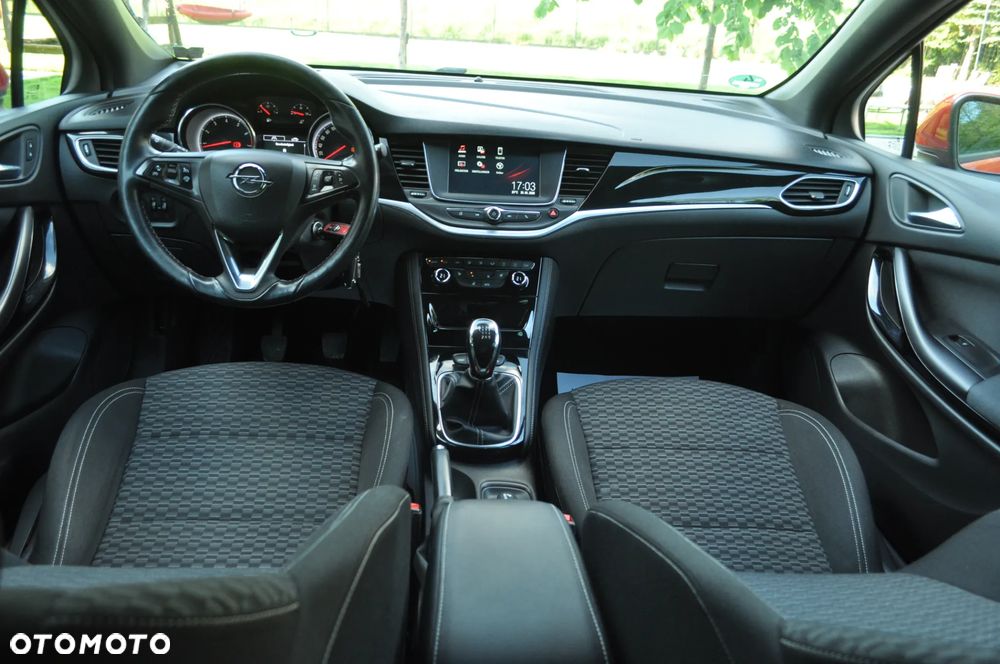Opel Astra 1.4 Turbo Start/Stop Dynamic - 28