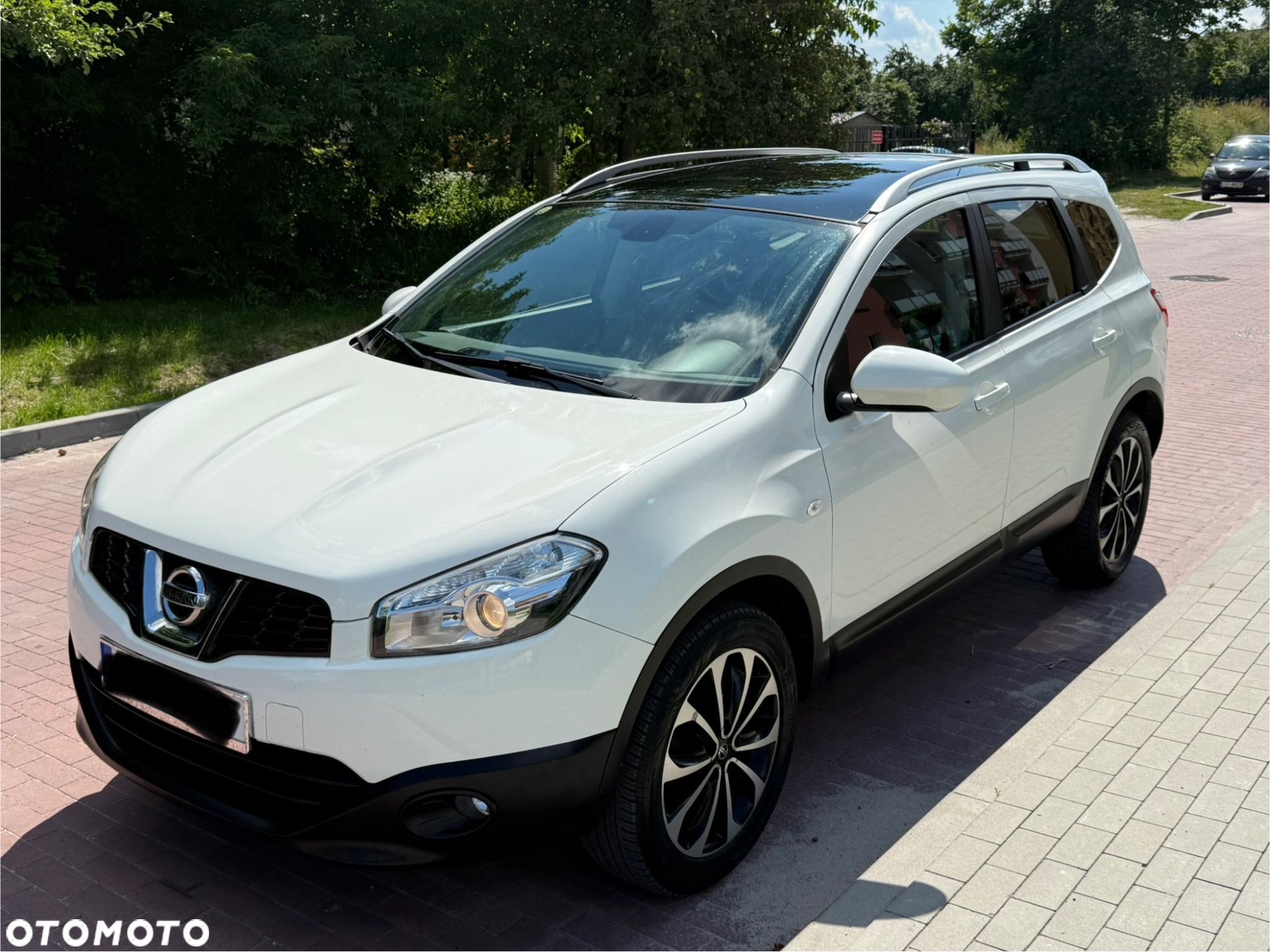 Nissan Qashqai+2 - 15