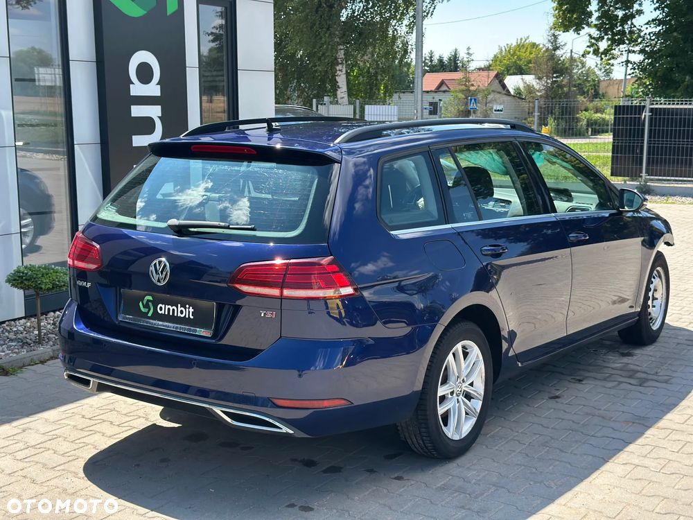 Volkswagen Golf - 8