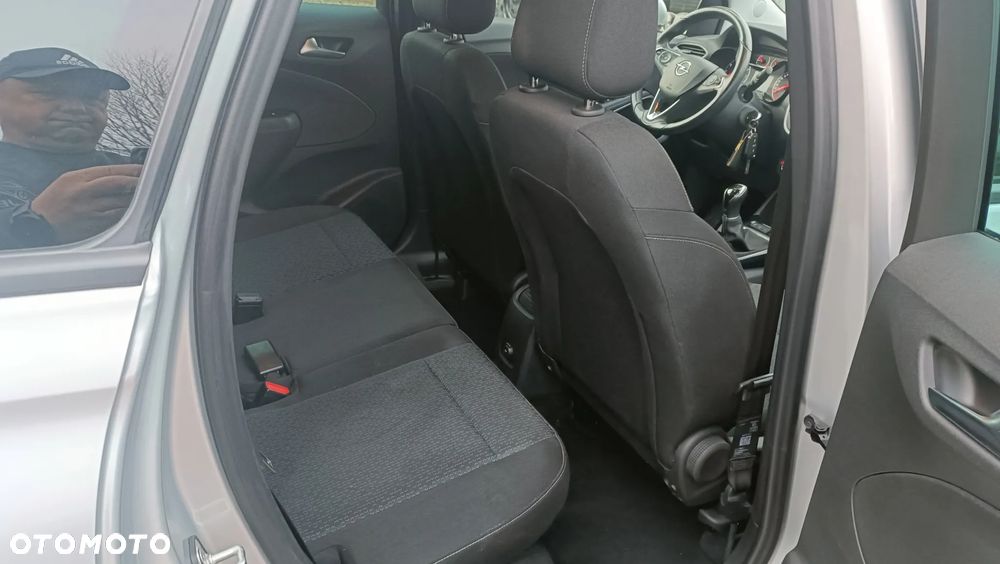 Opel Crossland X - 21