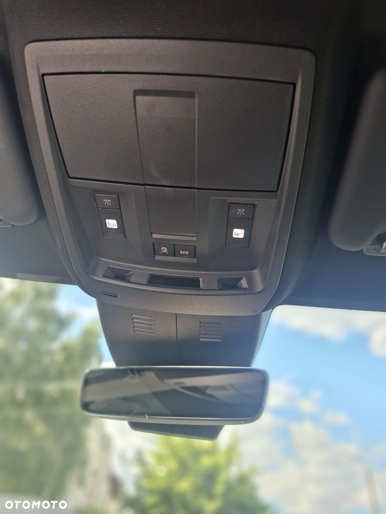 Peugeot 3008 1.2 PureTech mHEV GT E-DCS6 - 16