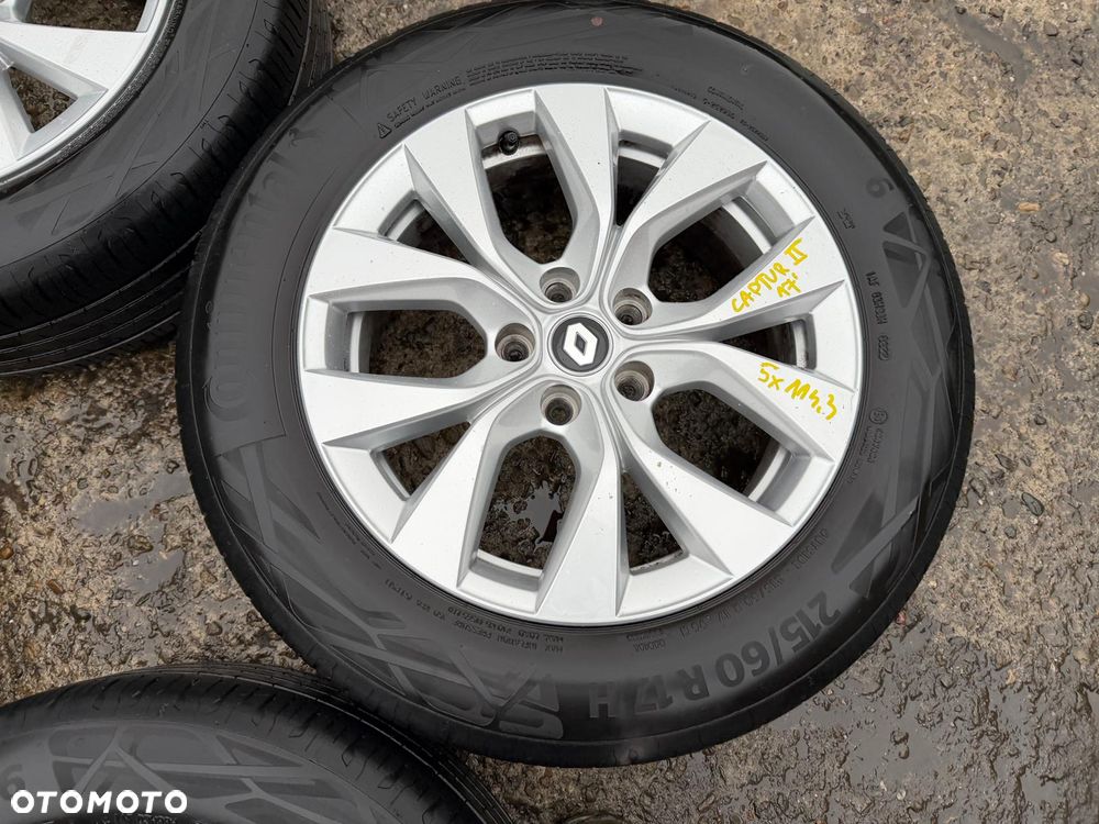 Felgi 17' koła Renault Captur II 5x114,3 ET35 7.0Jx17 centr 66,1 OE - 3