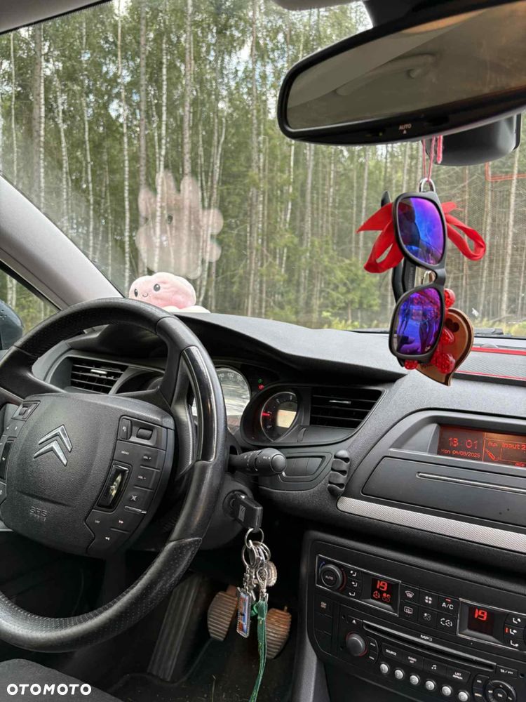 Citroën C5 HDi 135 Exclusive - 8