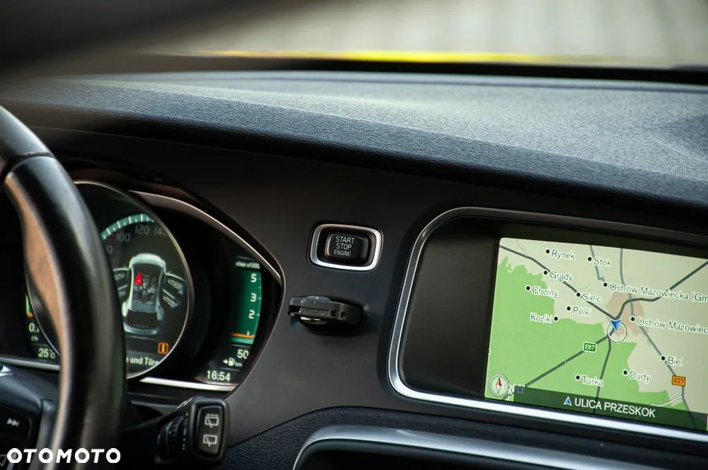 Volvo V40 Cross Country D3 Summum - 20