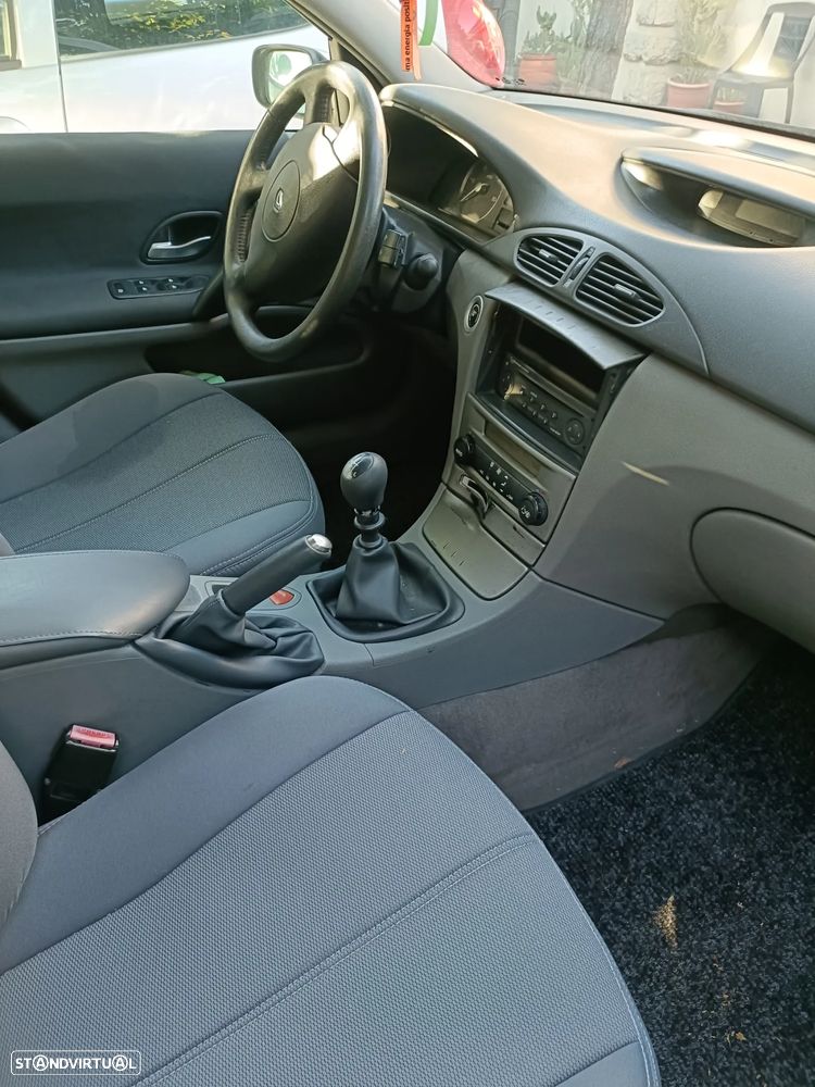 Renault Laguna Break - 8