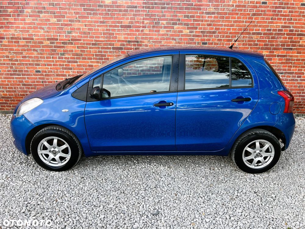 Toyota Yaris - 36