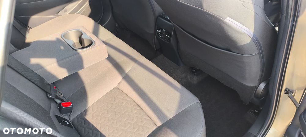 Toyota Corolla 1.8 Hybrid Executive - 36