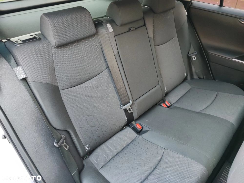 Toyota RAV4 - 33