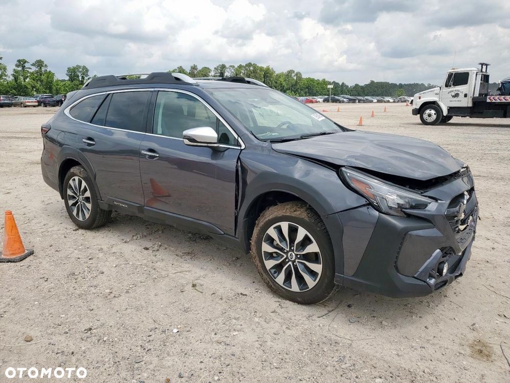 Subaru Outback 2.5i Exclusive - 35