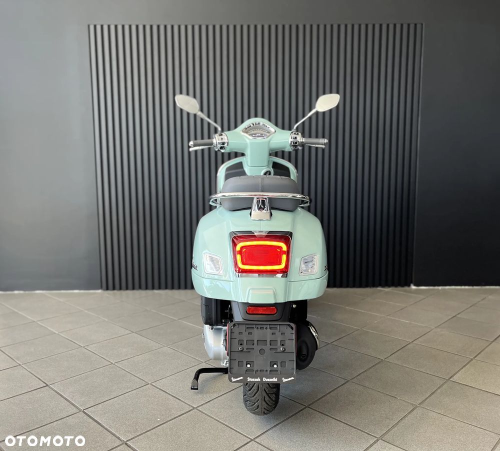 Vespa GTS - 9