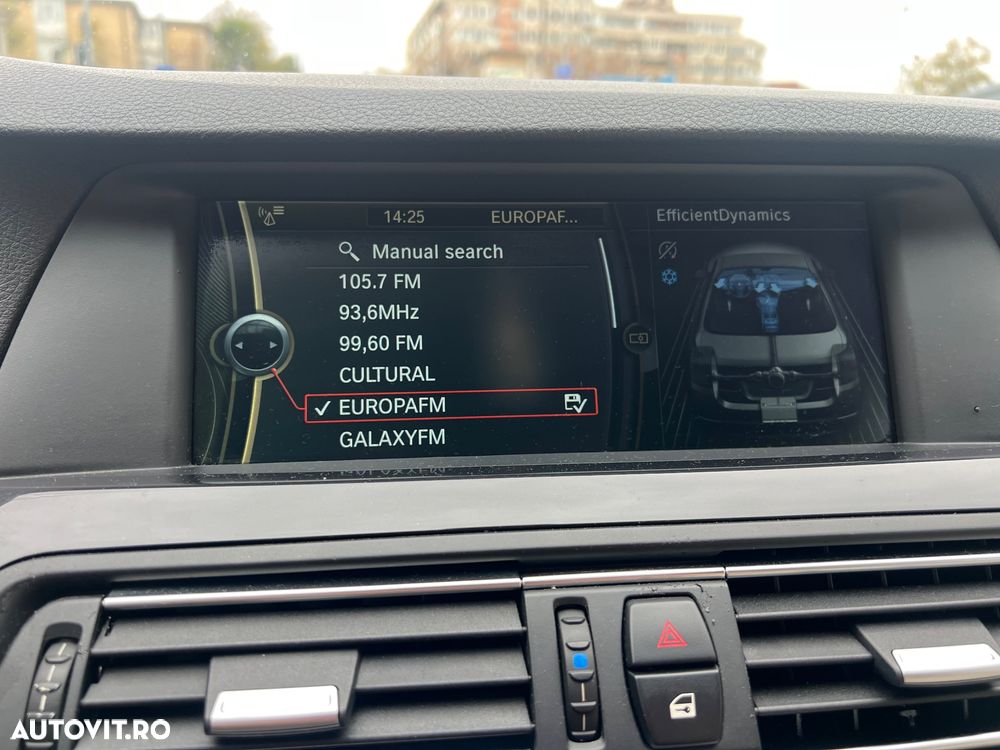 BMW Seria 5 525d xDrive Touring - 21