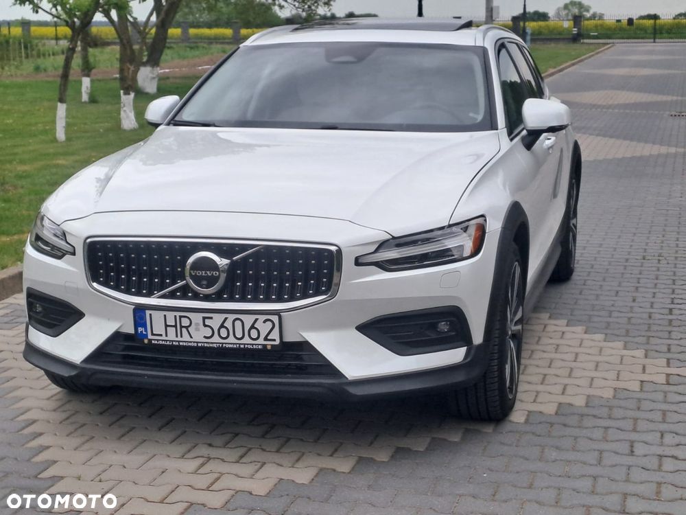Volvo V60 Cross Country - 2