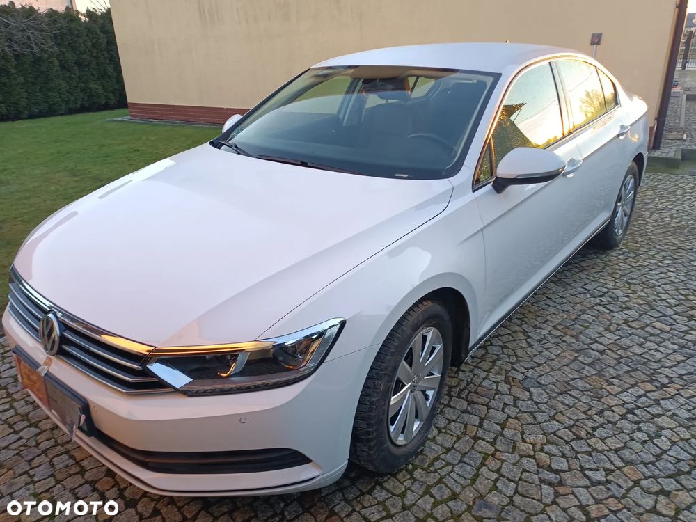 Volkswagen Passat 1.6 TDI BMT Comfortline - 7