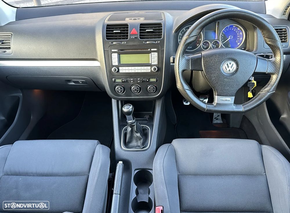 VW Golf R32 4Motion - 6