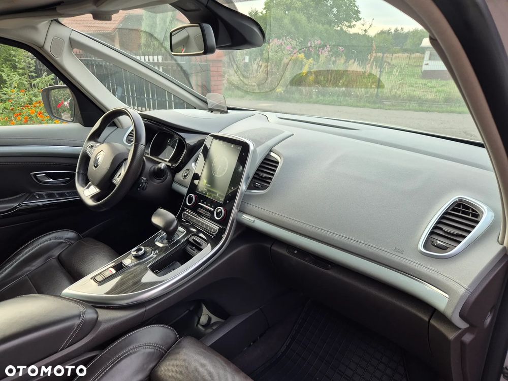 Renault Espace 1.6 dCi Energy Initiale Paris EDC 7os - 16
