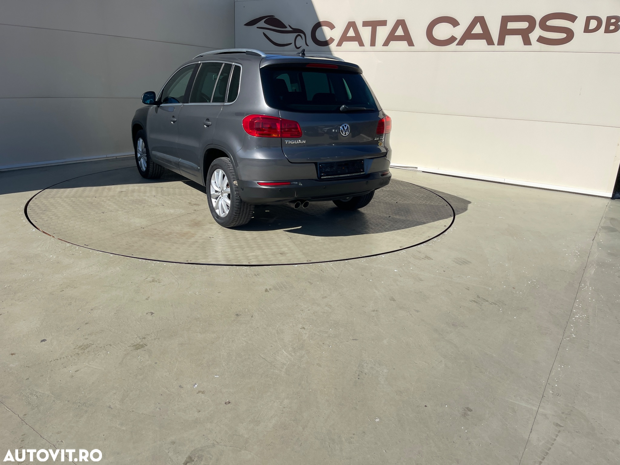 Volkswagen Tiguan 2.0 TDI DPF 4Motion BlueMotion Technology DSG Cup Sport & Style - 10