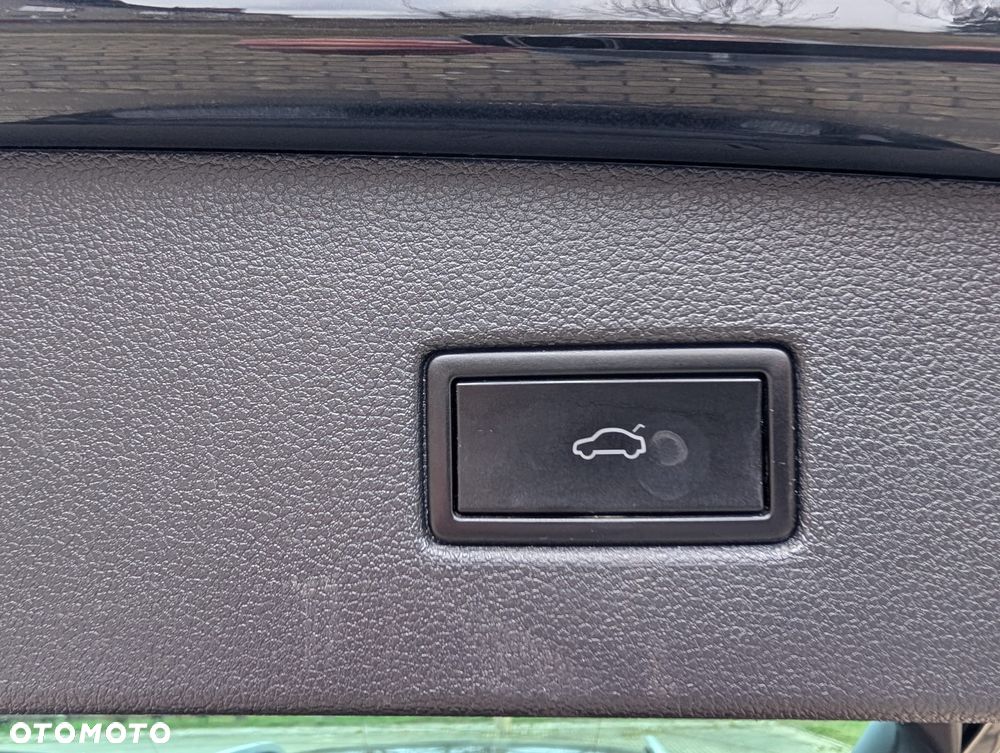 Volkswagen Tiguan 2.0 TDI SCR 4Mot Life DSG - 31