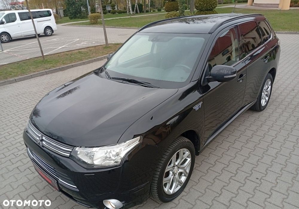 Mitsubishi Outlander - 5