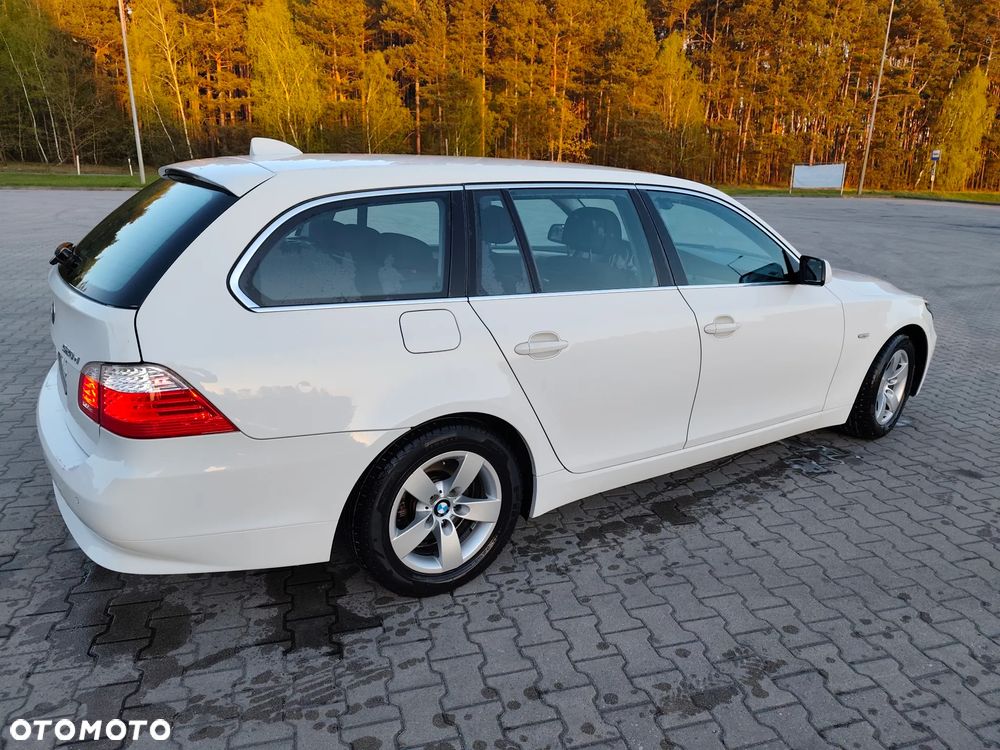 BMW Seria 5 520d - 3