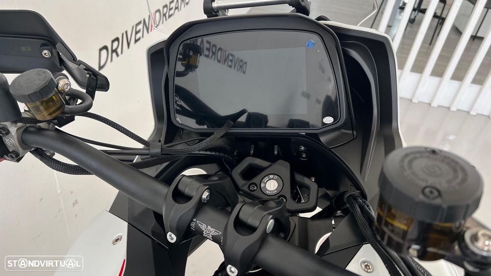Moto Morini X-Cape 1200 - 25