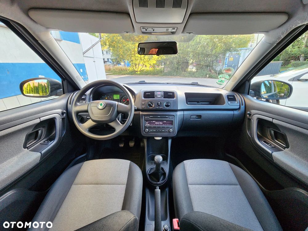 Skoda Fabia 1.2 HTP COOL EDITION - 8
