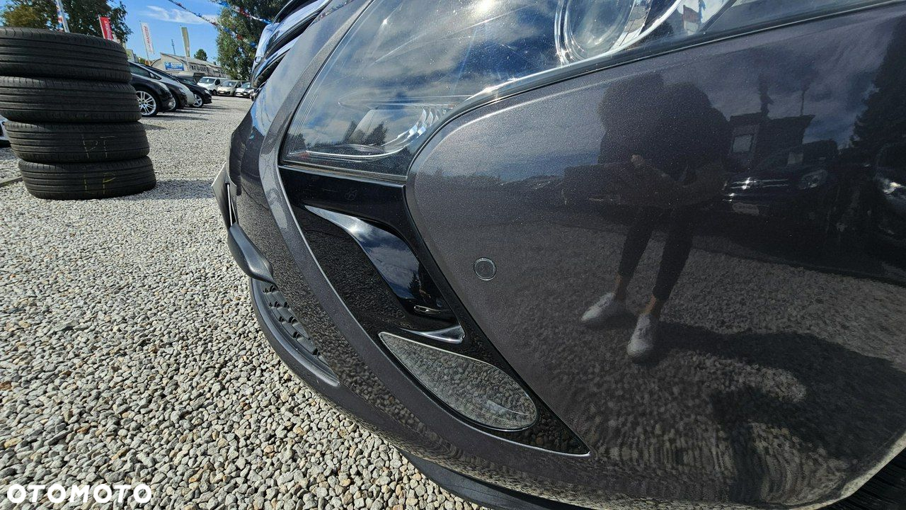 Opel Zafira - 32