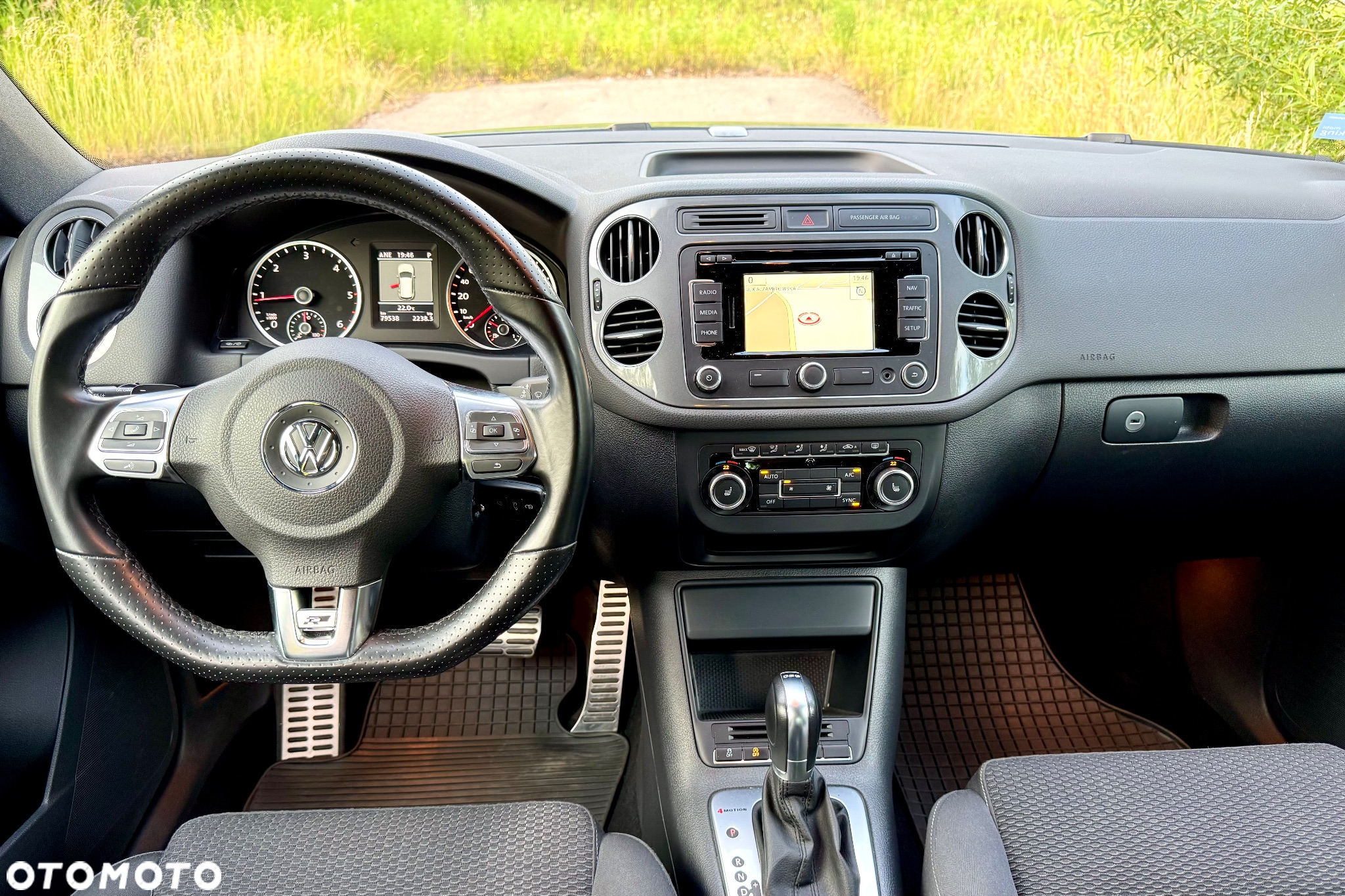 Volkswagen Tiguan 2.0 TDI 4Mot R-Style DSG - 18