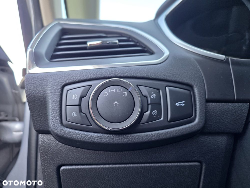 Ford Galaxy 2.0 TDCi Titanium - 28