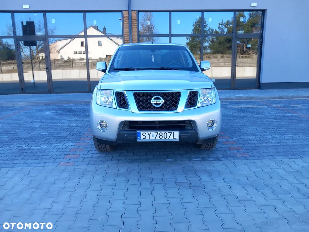 Nissan Navara - 2