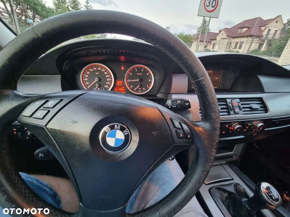 BMW Seria 5 - 27