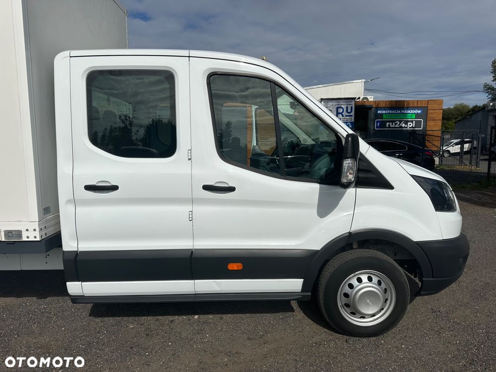Ford Transit 170ps 2019r doka 7oso kontener 4.3x2.1x2.1 - 32