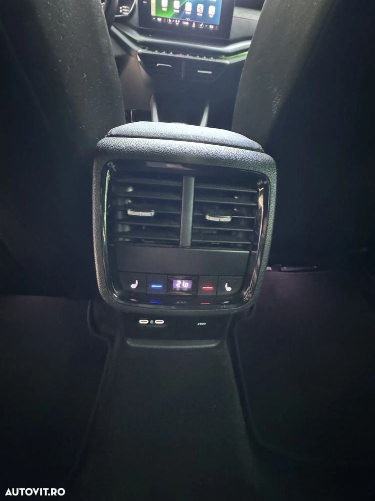 Skoda Octavia 2.0 TSI DSG RS Plus - 16