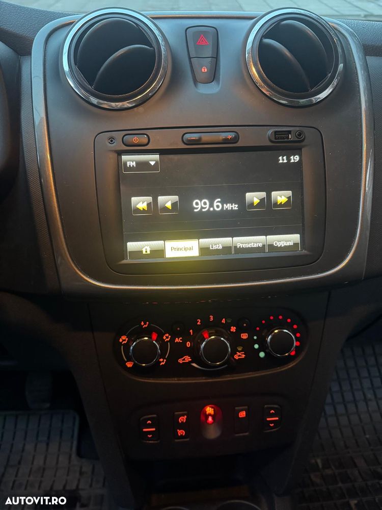 Dacia Logan MCV TCe 90 S&S Celebration - 10