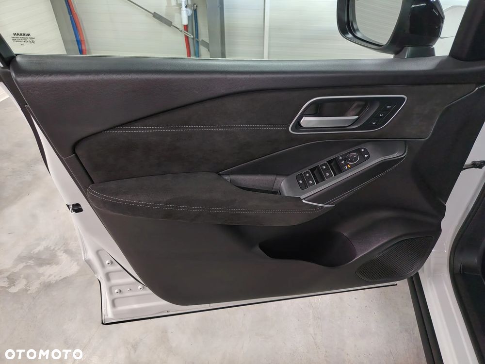 Nissan Qashqai 1.3 DIG-T MHEV Xtronic Tekna+ - 19