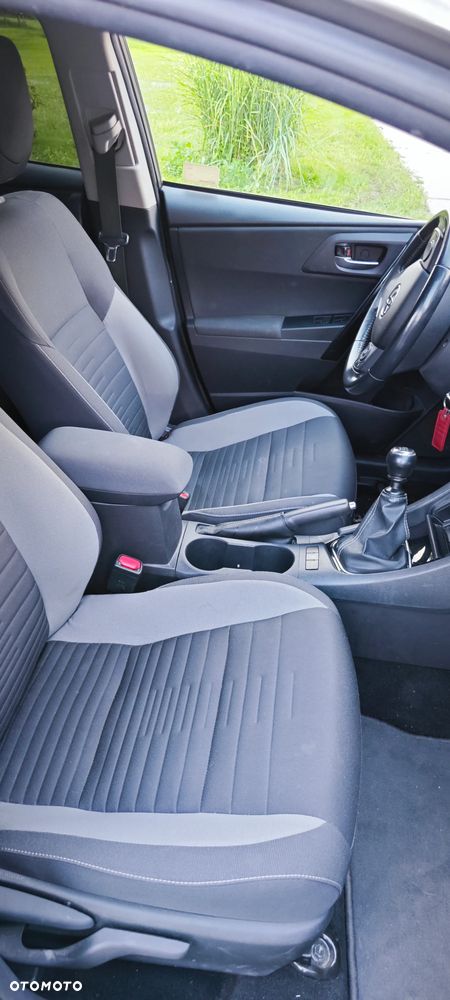 Toyota Auris 1.6 Comfort - 14