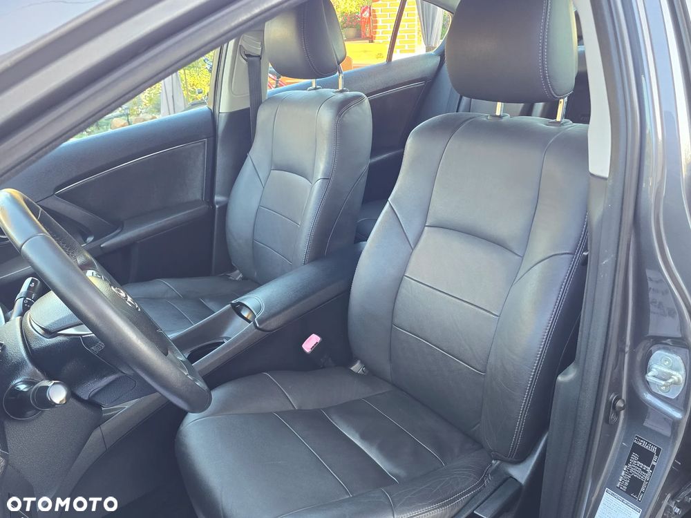 Toyota Avensis 1.8 Executive - 37